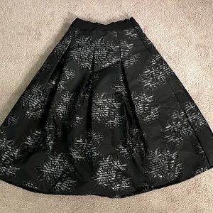 NWOT WHBM Pleated Skirt Size 0